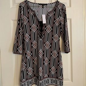 Flattering 3/4 sleeve tunic dress